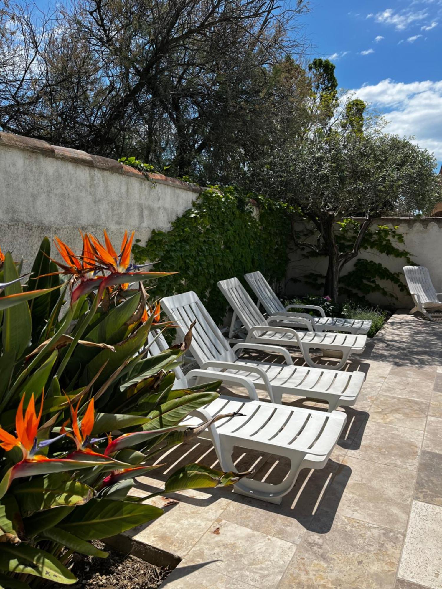 La Maison Brennus , Piscine, 15 Min Des Plages Beziers Luaran gambar
